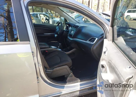 2018 Dodge Journey Se z USA, uszkodzony, nr VIN 3C4PDCAB7JT216601